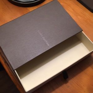 Louis Vuitton Box/Dust Bag